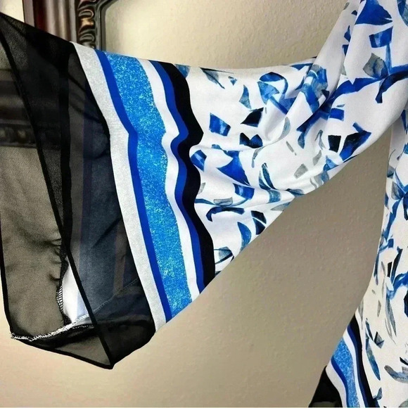ALFANI Women’s White Navy Blue Ocean Blue Gray Abstract Bell Sleeve Tunic Large - Picture 12 of 15